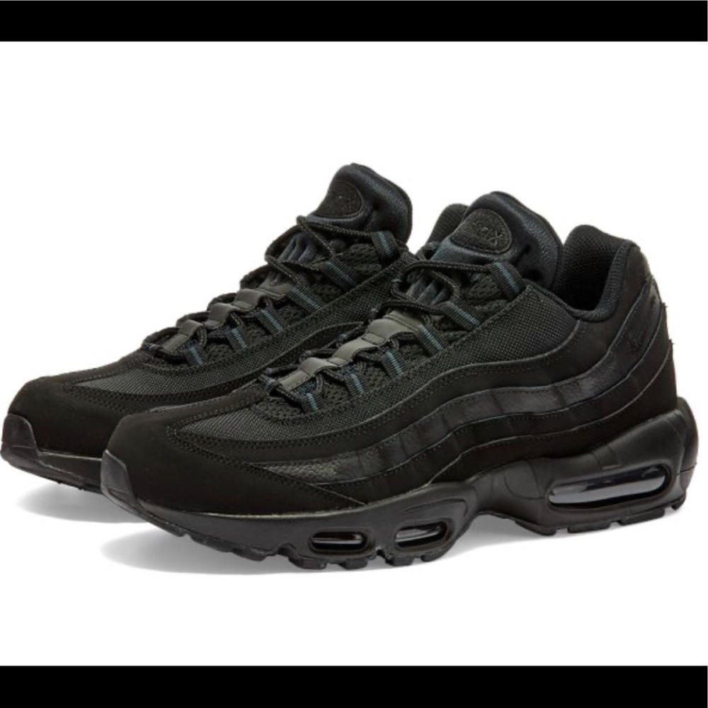 air maxes 95 - Picture 1 of 1